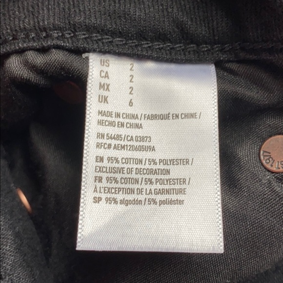 American Eagle Jean Skirt - Picture 3 of 3